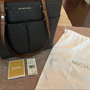 Michael Kors Bedford Medium Tote